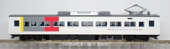 185系200番代（エクスプレス185）が入線しました。TOMIX 98756