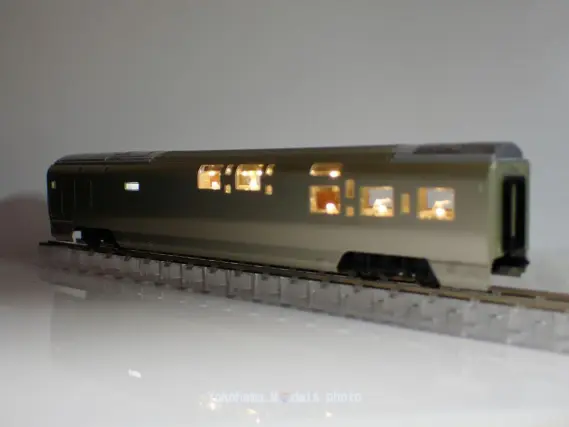 E001形 トランスイート四季島を弄る。その11 DENSHA.me製品蓄電式室内