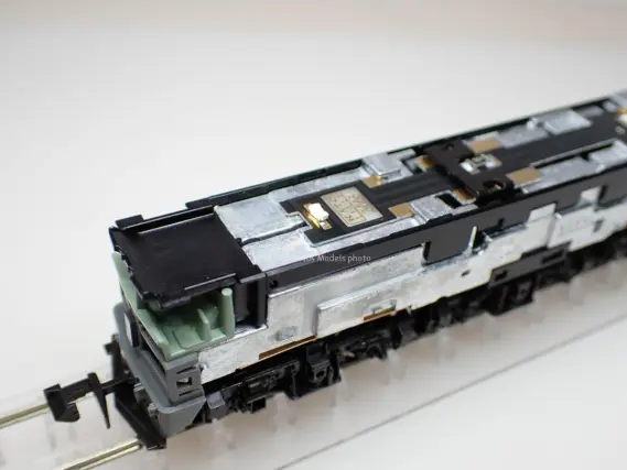 EF65 500番台 P形が入線。KATO 3060-4 | NGaugeJP - 横濱模型 | 鉄道