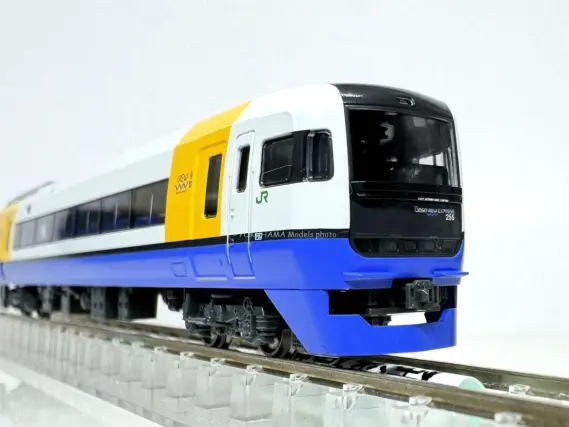 255系 房総特急が入線です。KATO 10-1870 | NGaugeJP - 横濱模型