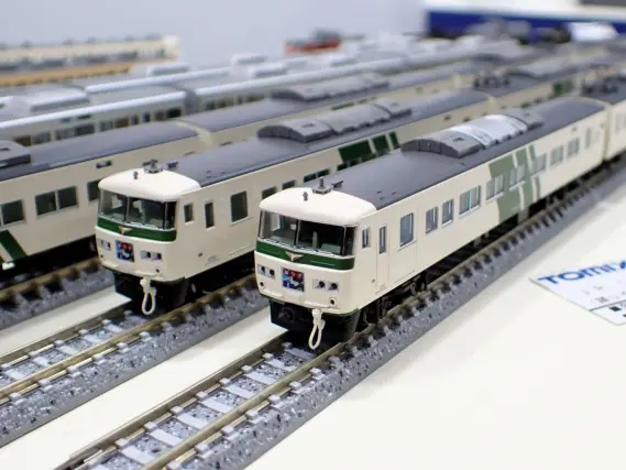 TOMIX 185系200番代 特急電車（踊り子・強化型スカート）セット 品番