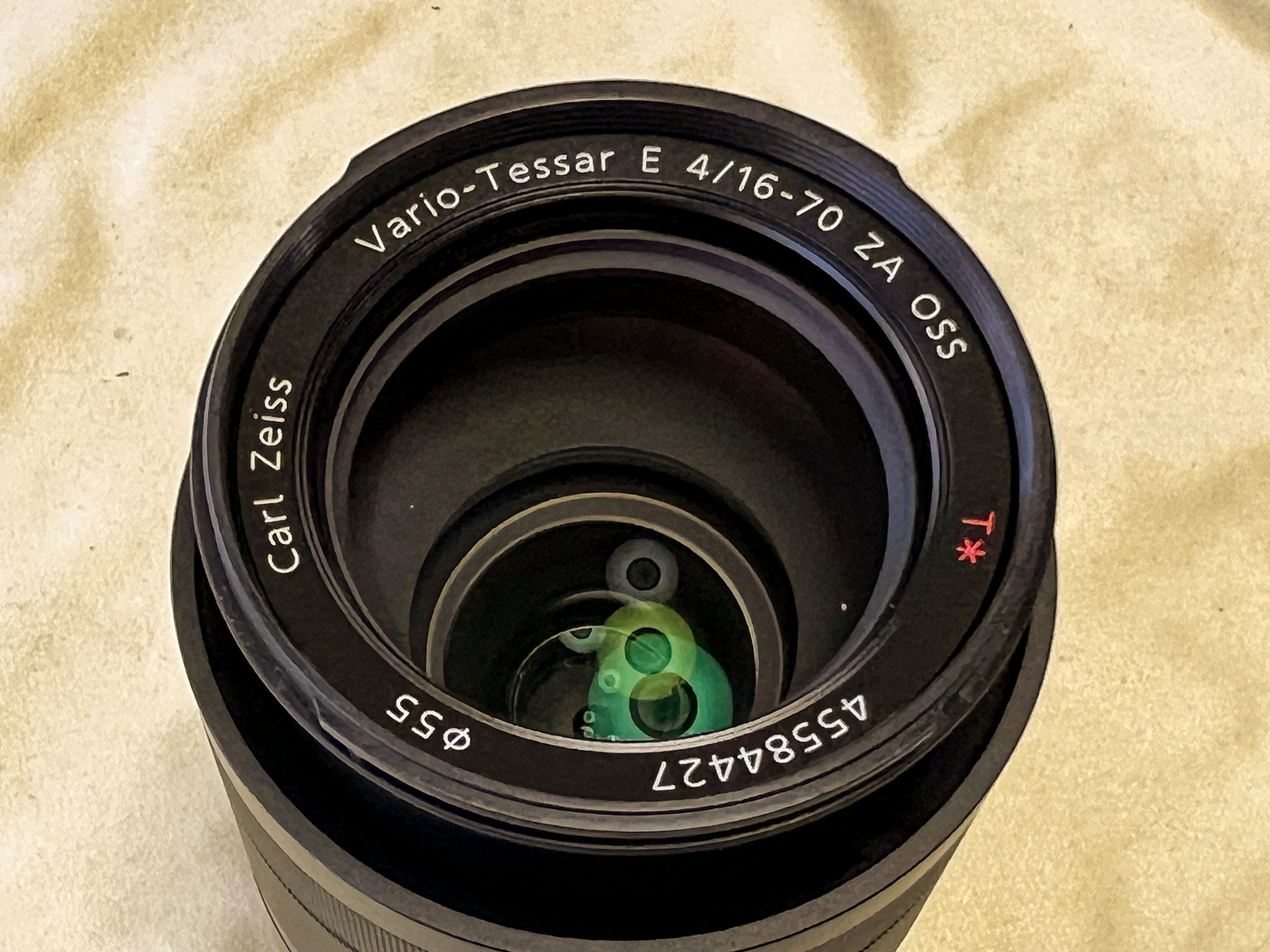 Sony ZEISS Vario-Tessar T* E 16-70mm F4 ZA OSS SEL1670Z Eマウント