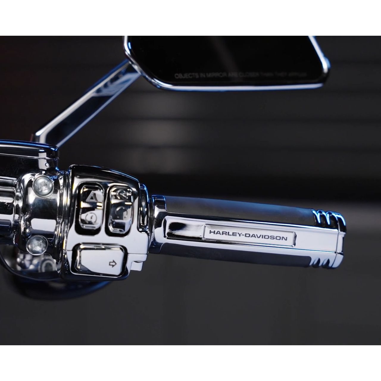 ハーレー純正□エンパイア ハンドグリップ クローム 【FXDLS/17年以前