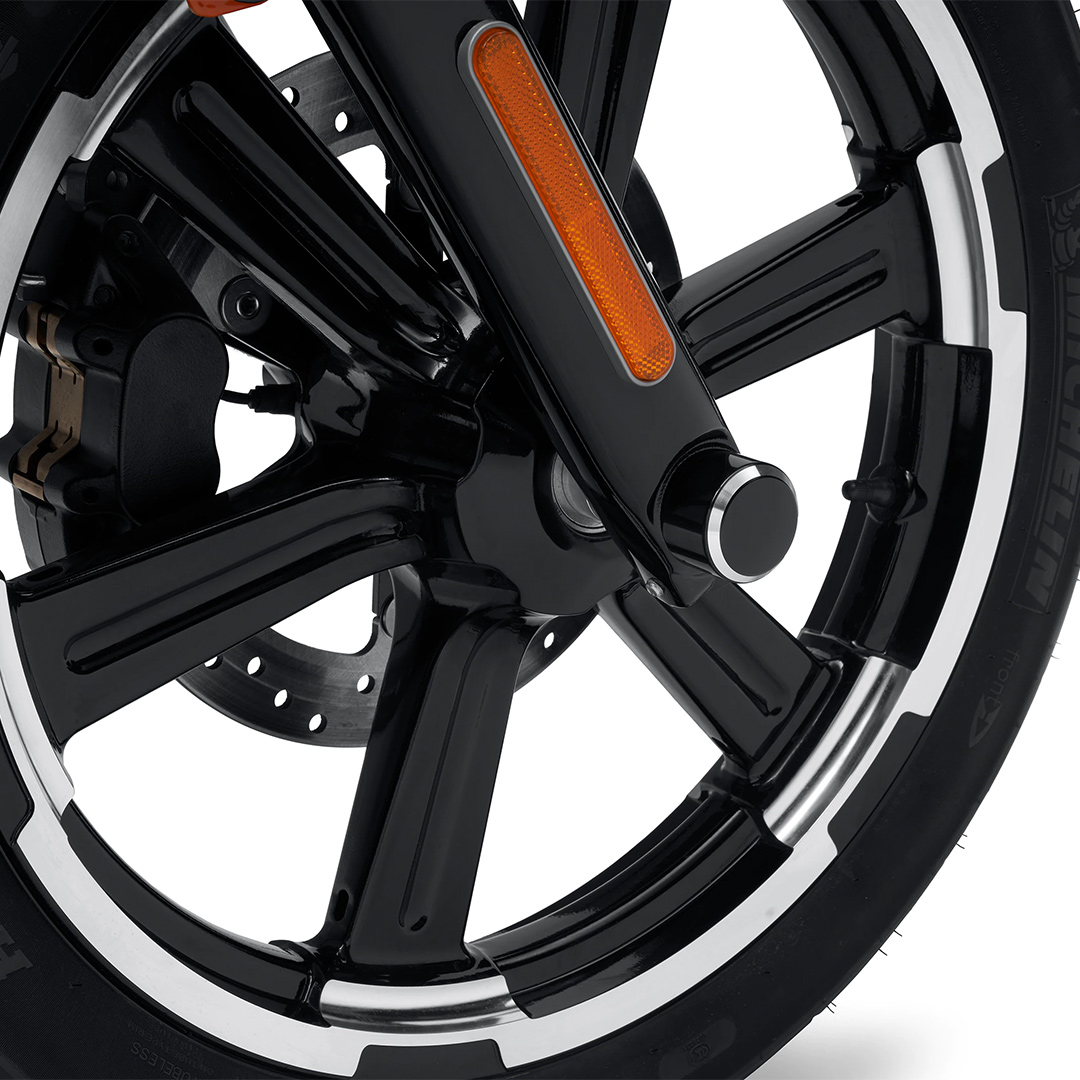 ハーレー純正□フロントアクスルナットカバー ブラックアノダイズ