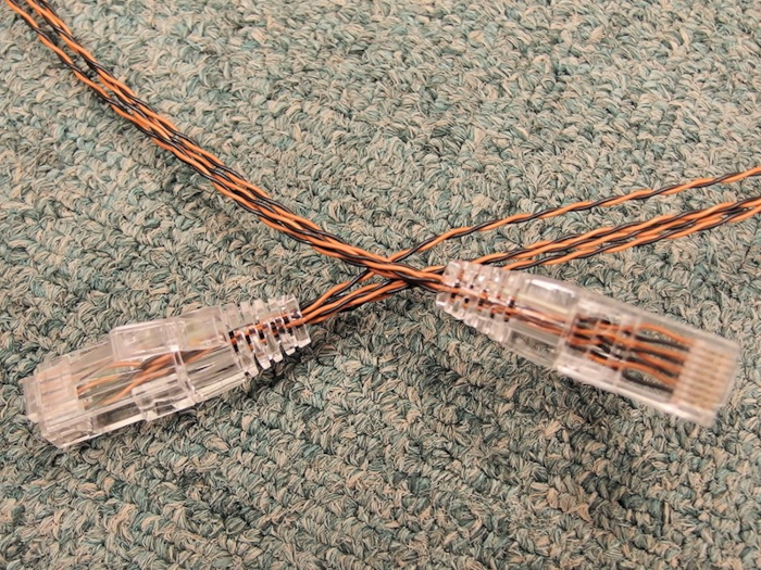 2025/05/22】 2025/05/22 hina Falcon オリジナルLANケーブル 発売の