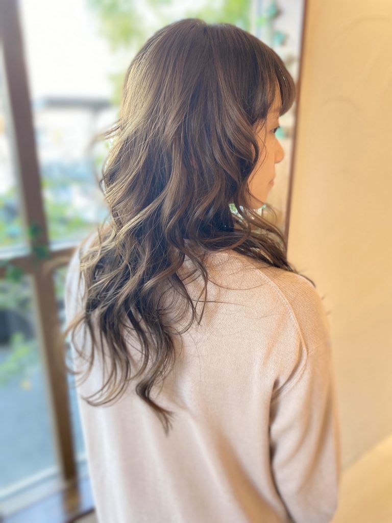 🌟大人気のアッシュブラウン系ヘアカラーのお客様をご紹介。 - 美容室