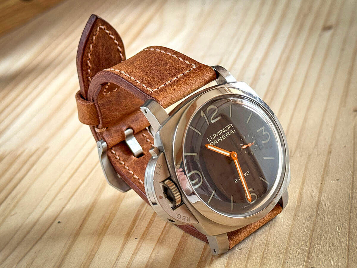 ホーウィン社のレザーを使用した 腕時計ベルト | Yoshiki-WatchBox