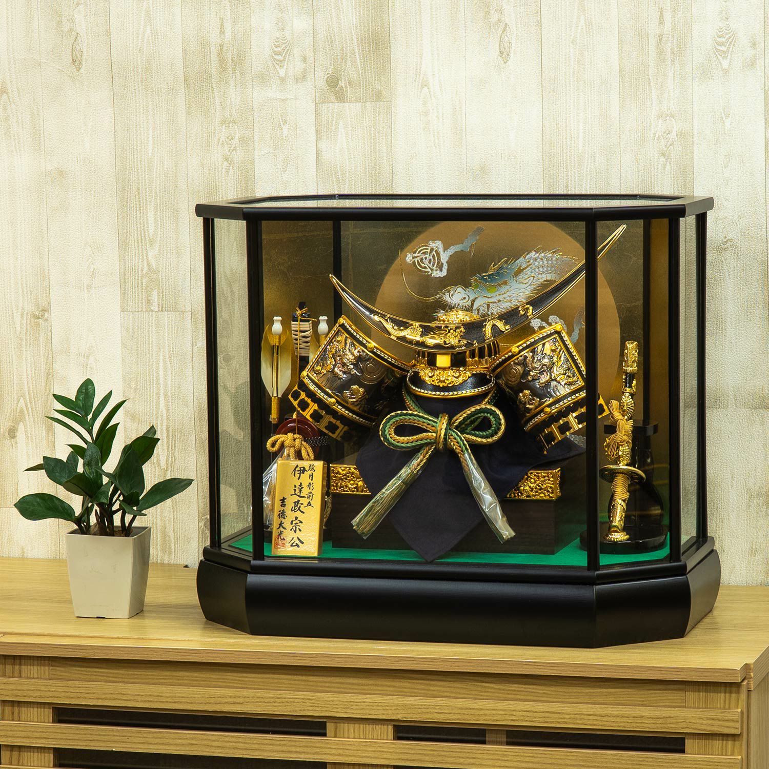 ケース入り飾り 商品一覧 | 雛人形（ひな人形）・五月人形の吉徳