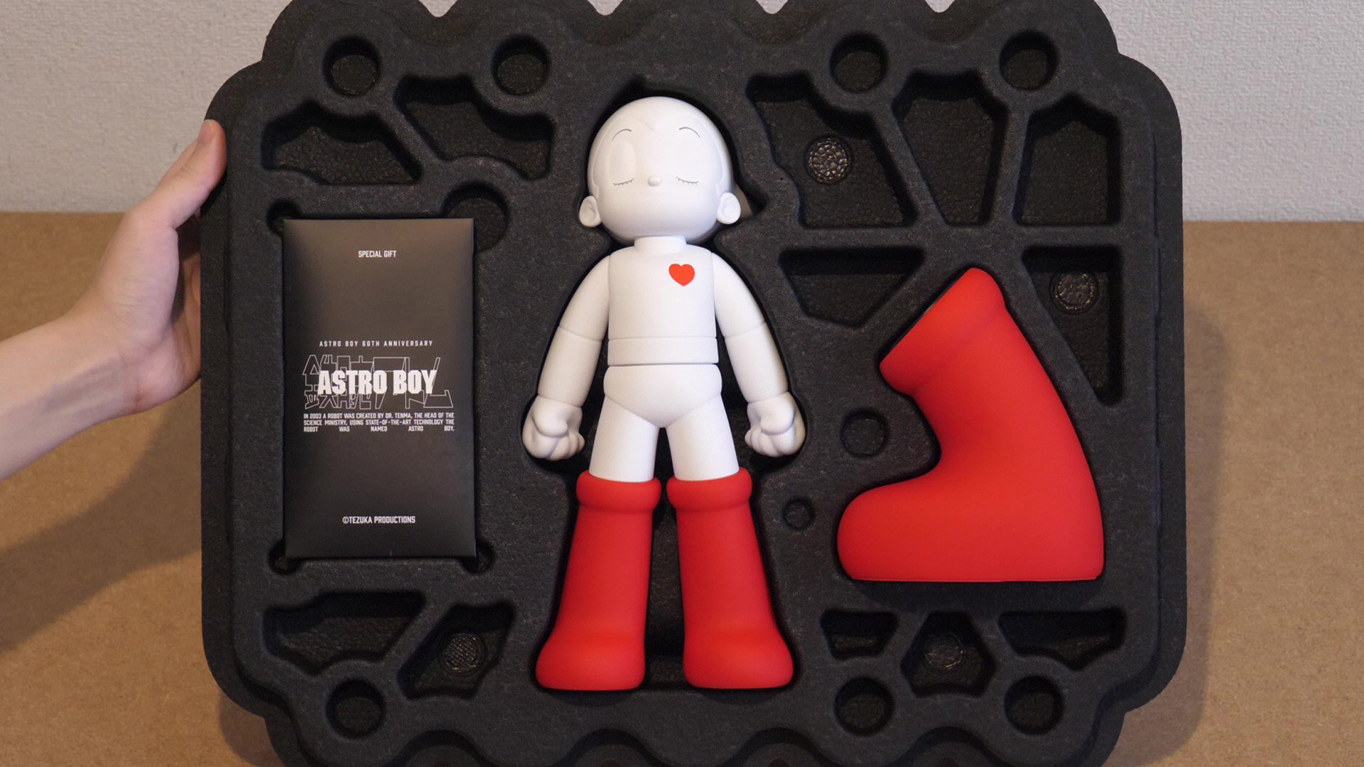 レビュー】アトムの充電器！でも、なんでうちに？『ASTRO BOY Special