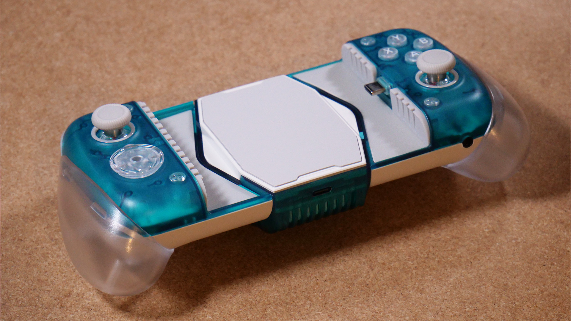 レビュー】キンキンに冷えそう、実際に冷える『Gamesir X3 Pro