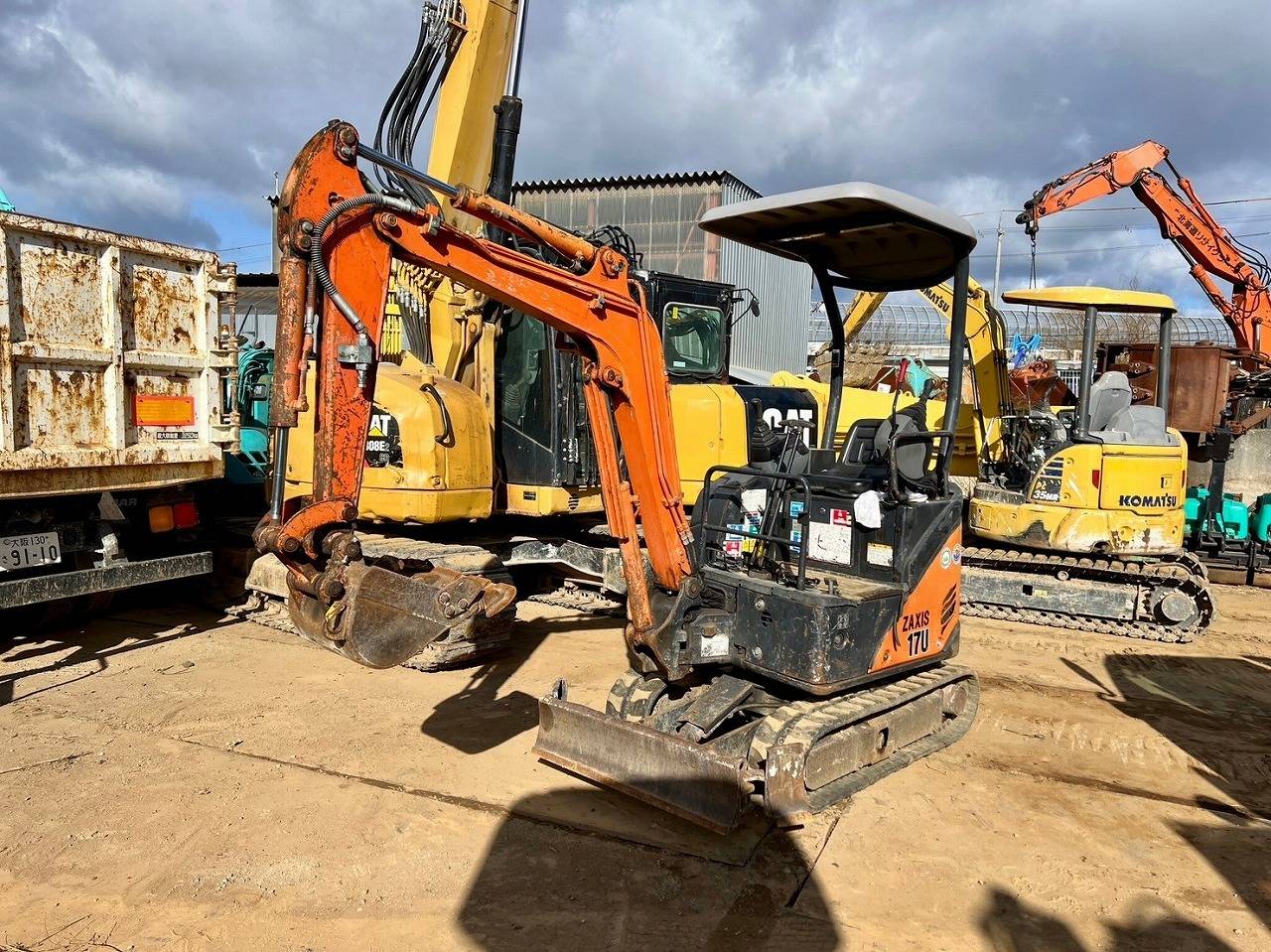 日立建機 ミニショベル ZX17U-2 | | 建設機械・重機アタッチメントなら