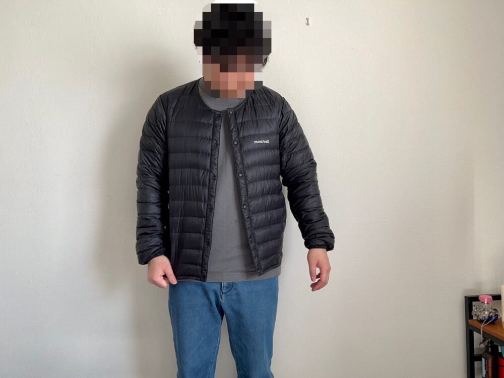 モンベルの『スペリオダウン ラウンドネックジャケット』のサイズ感や