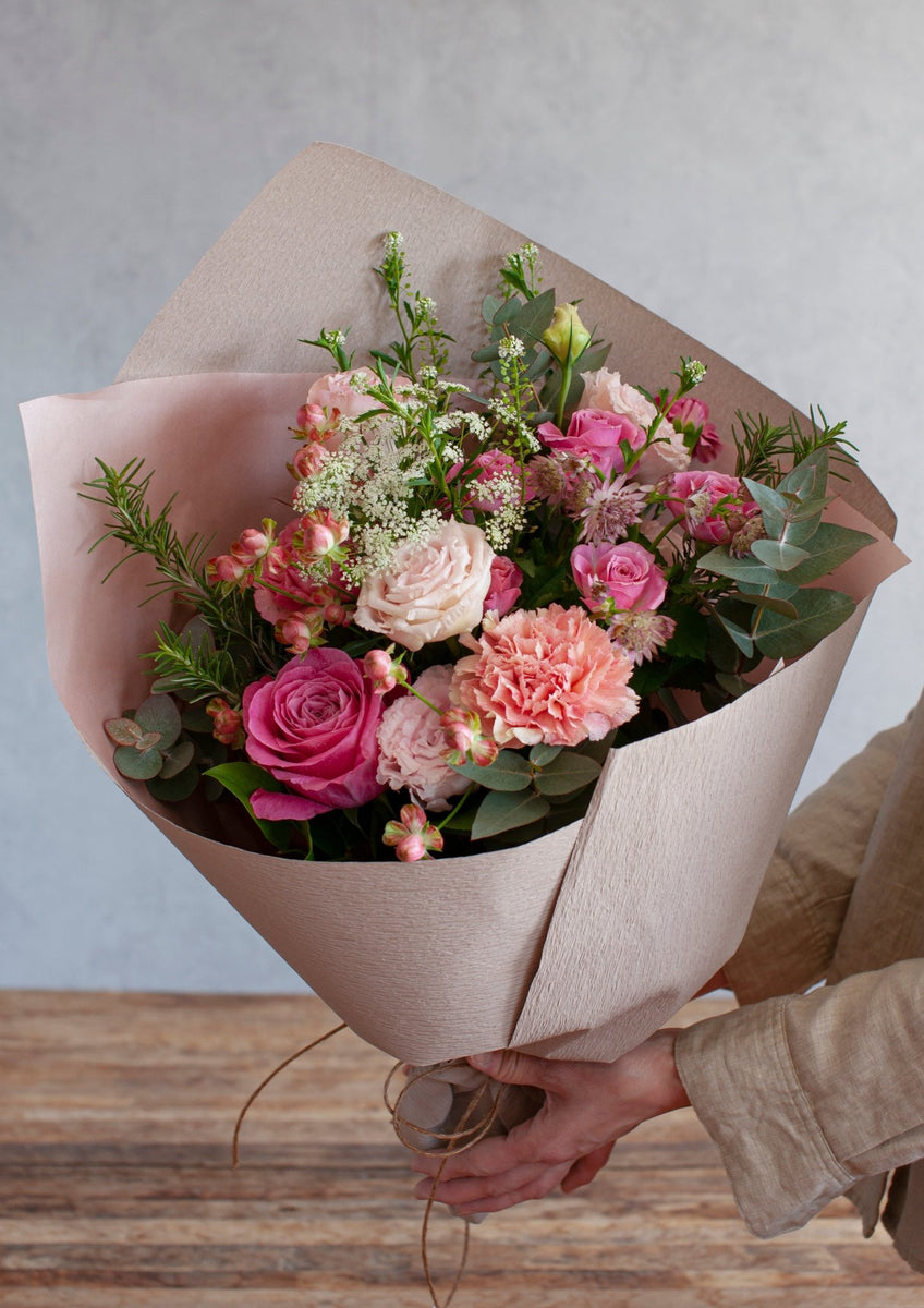 母の日ブーケM 「ジョリー ロゼ」【2024年母の日限定 おしゃれな花束