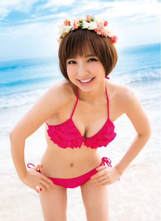 篠田麻里子 完全版写真集「Memories」 - 週刊ヤングジャンプ公式サイト