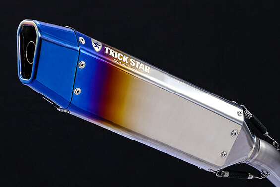 トリックスター“IKAZUCHI”スリップオンマフラー：新たにZX-6R／YZF-R25