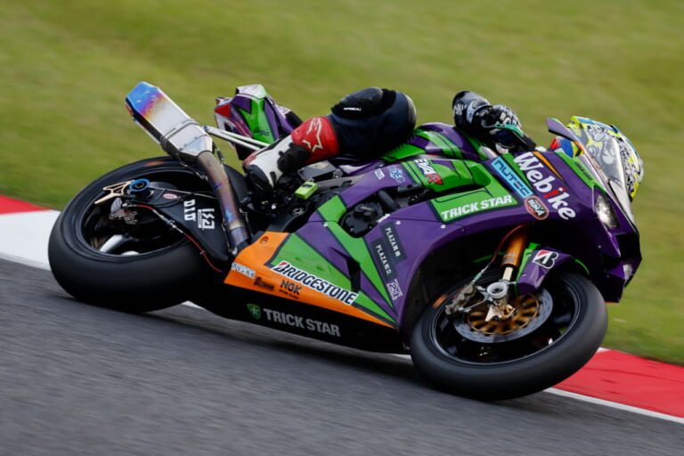 鈴鹿8耐、EVA RT 01 Webike TRICKSTAR Kawasakiはマシントラブルから41