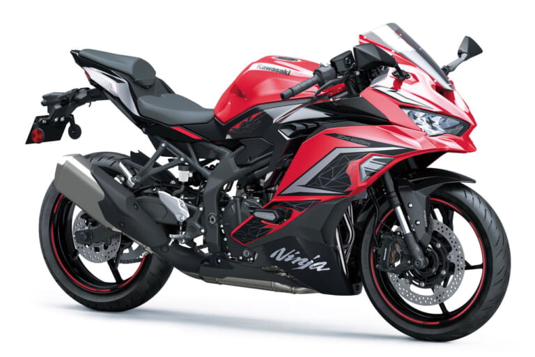 カワサキ「ニンジャZX-25R SE」がマイナーチェンジして4/15発売