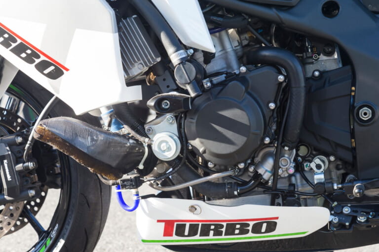 トリックスター「ZX-4R TURBO」最高速300km/hチャレンジ、シェイク