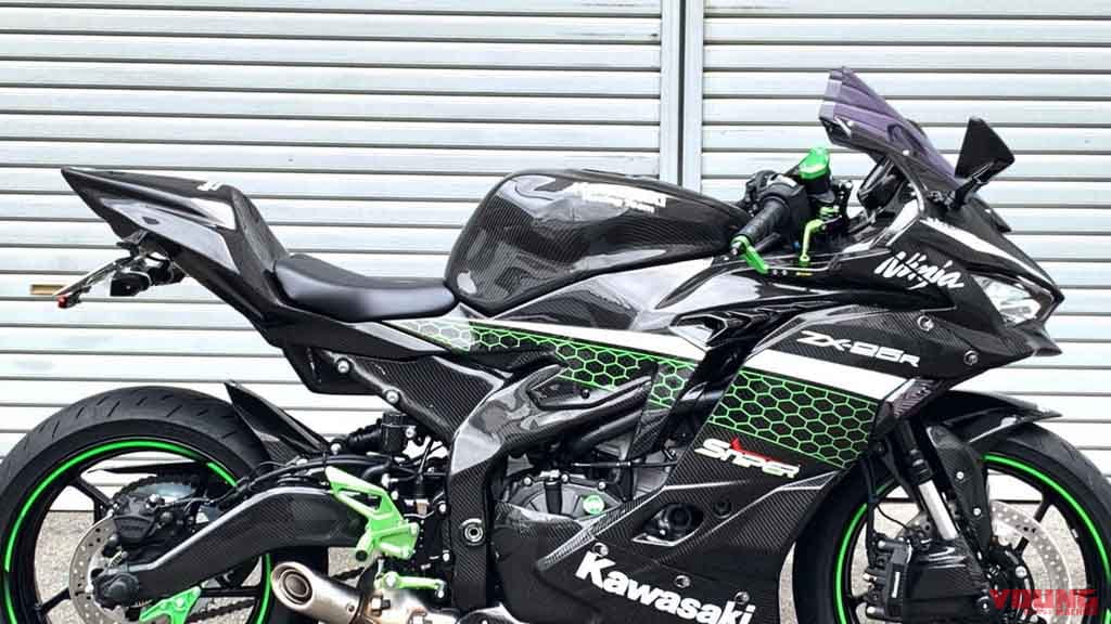 A-TECHのフルカーボン外装！「ニンジャZX-25R」のシルエットが一気に