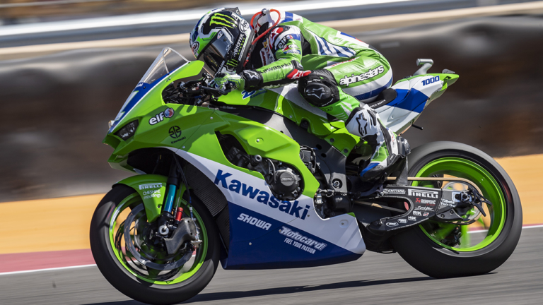 感涙の初代ZXRカラー！ SBK・第12戦に出場のカワサキZX-10RRがカッコ良