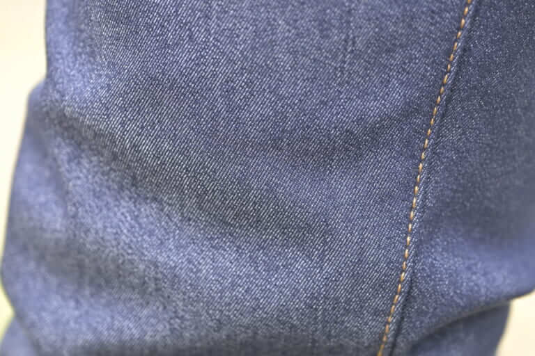 クシタニ エクスパンドウインドカットデニム】起毛素材と透湿防風