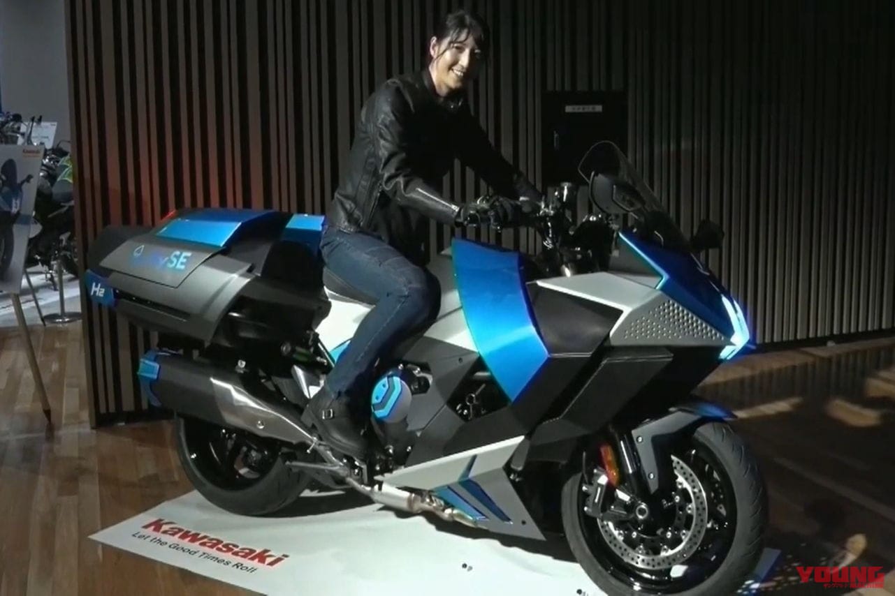 カワサキがニンジャH2SXをベースとした「水素エンジン モーター