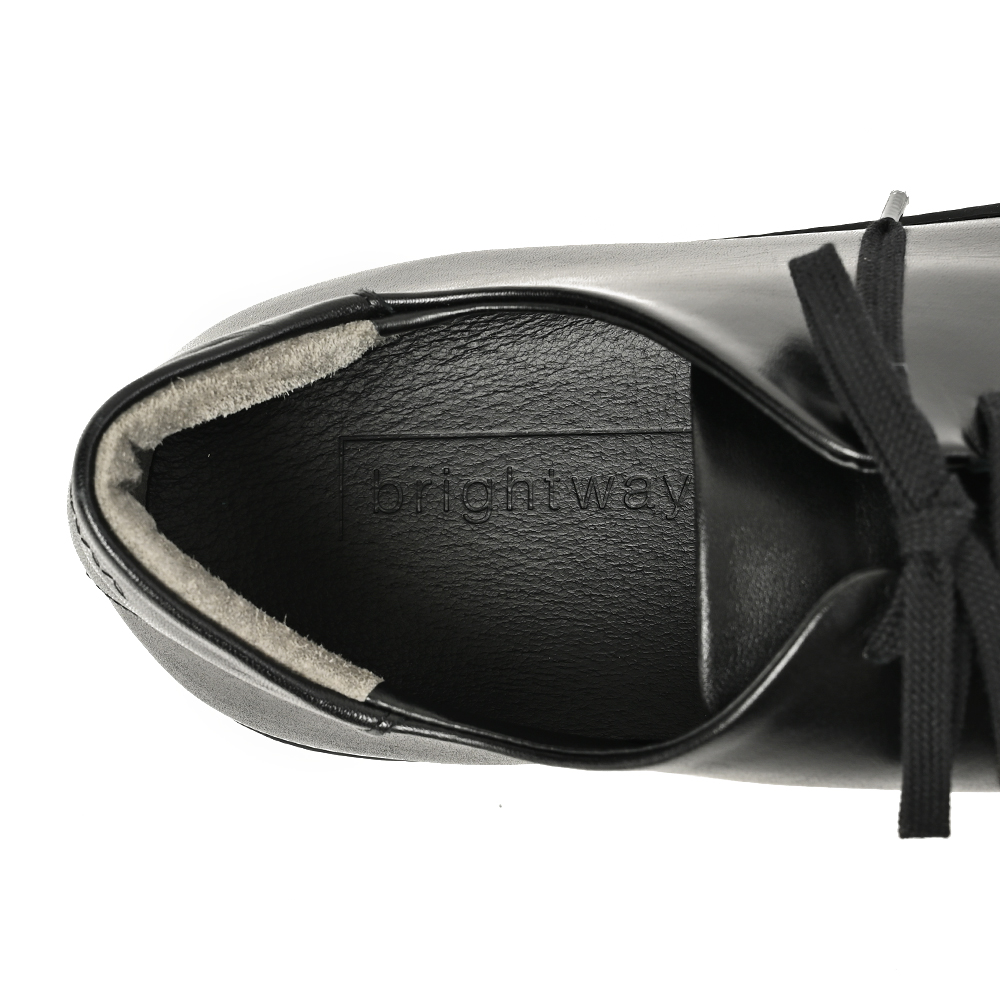 レザースニーカー レースアップ ALL BLK Traditional Standard