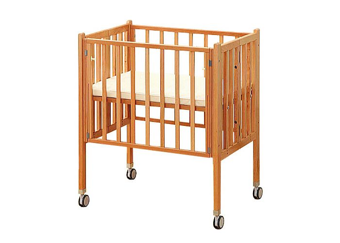 業務用 折りたたみコンパクトベッド（マット付） | 国産ベビーベッド