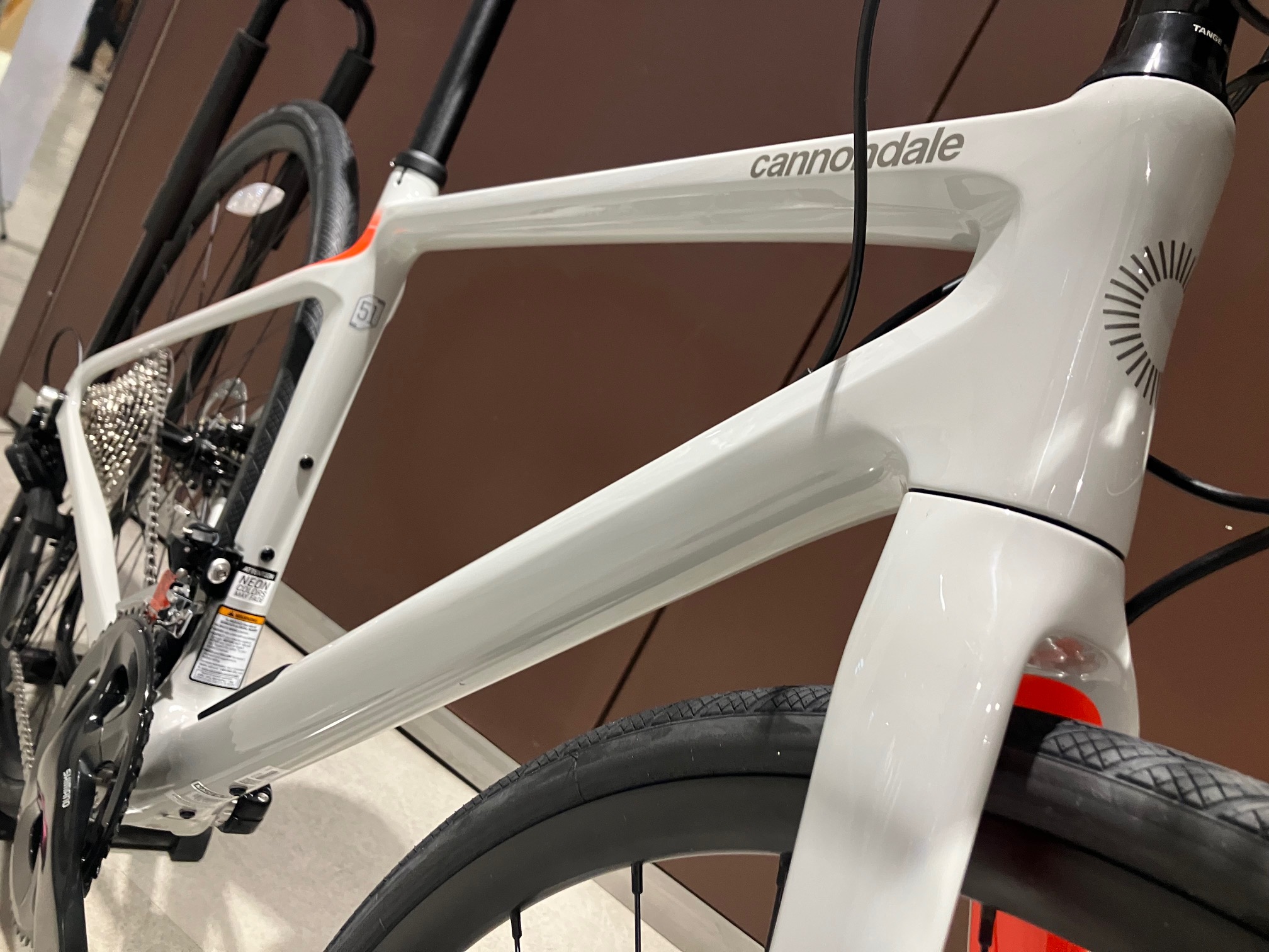 CANNNONDALE】ロングライドやブルべにおすすめ！フルカーボンバイクが