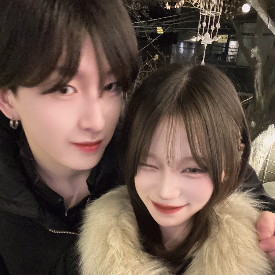 ニンとけい - YouTube