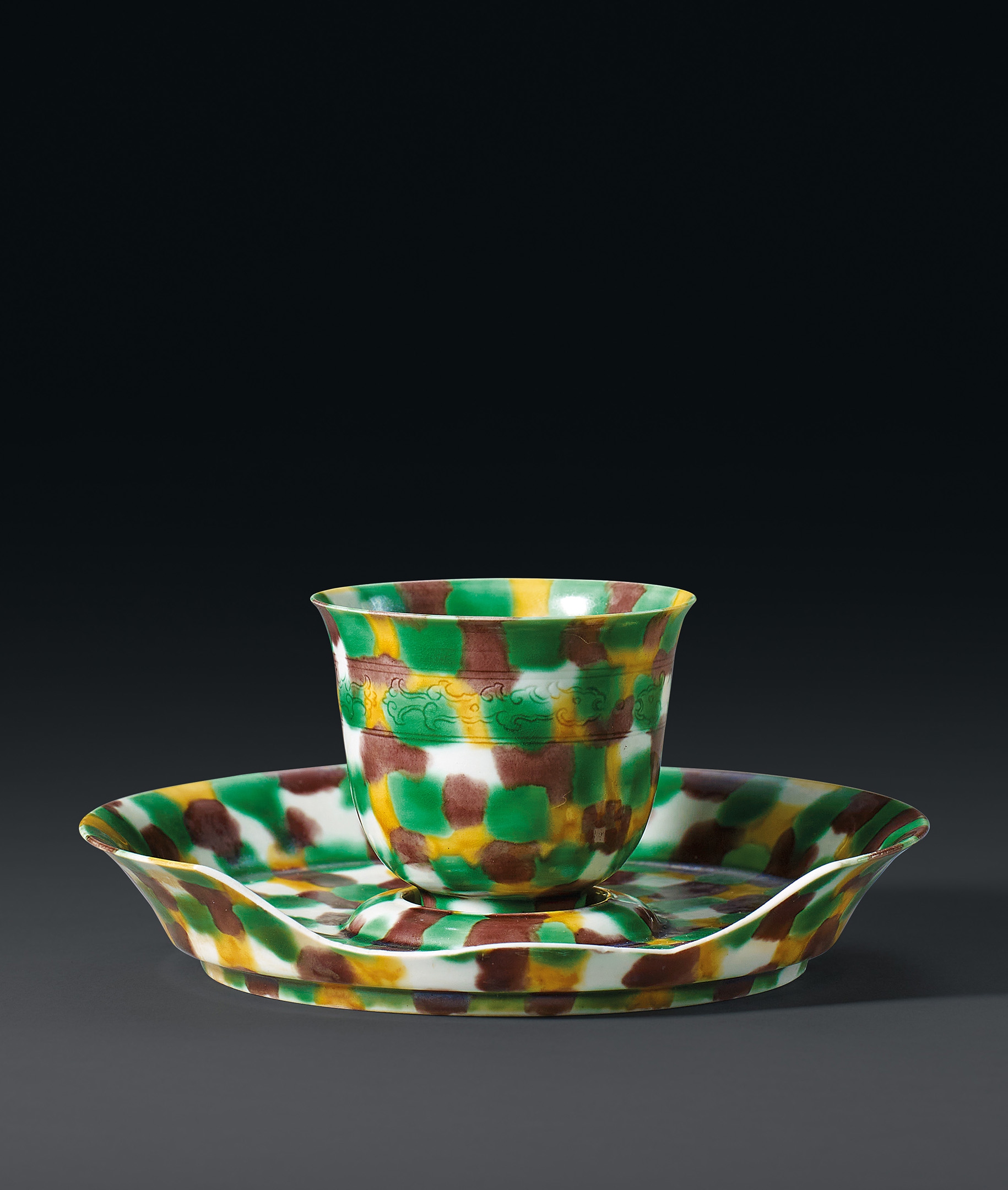 虎皮三彩茶盞暨盞托-宇珍國際藝術| Yu Jen Taipei重要中國瓷雜工藝精品