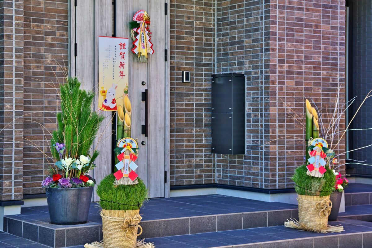 お正月飾りはいつからいつまで飾って良いの？玄関の正月飾りに関する