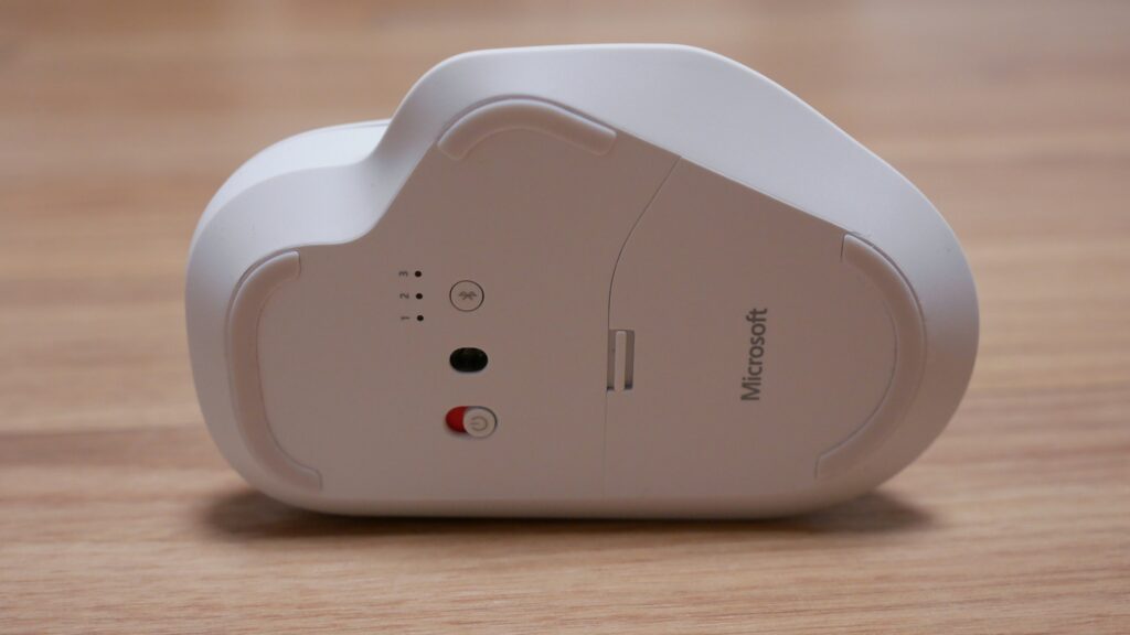 ちょうどいい価格と使い心地のオススメマウス】Microsoft Bluetooth