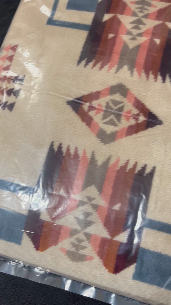 PENDLETON（ペンドルトン） ブランケット XB233 ネイティブアメリカン