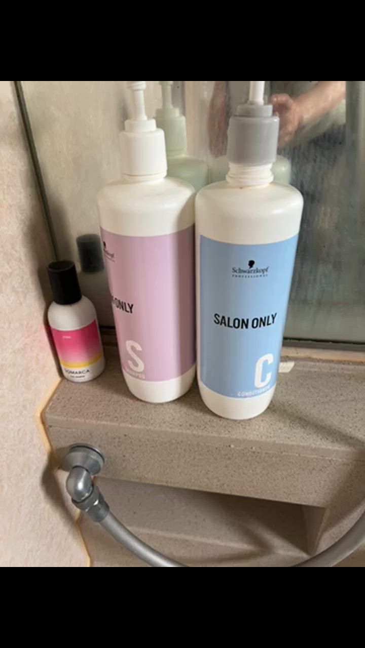 Schwarzkopf PROFESSIONAL（シュワルツコフ プロフェッショナル