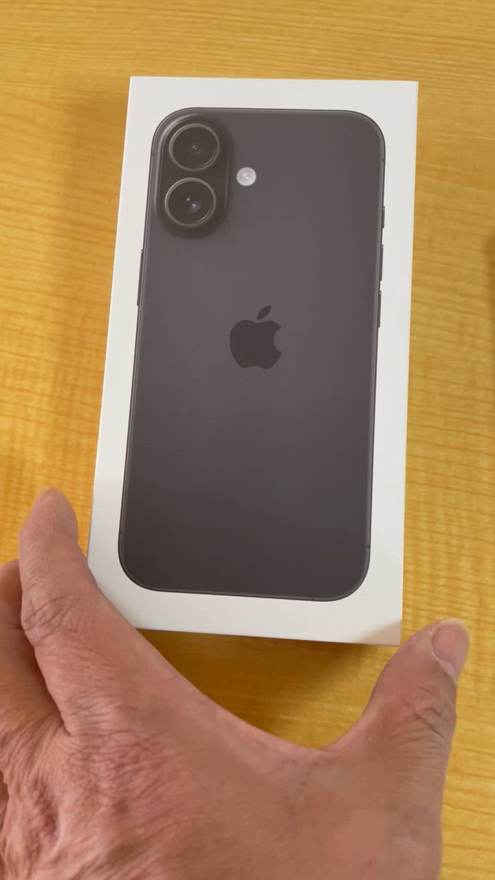 iPhone ☆Appleストア版 国内正規SIMフリー iPhone16 256GB ブラック