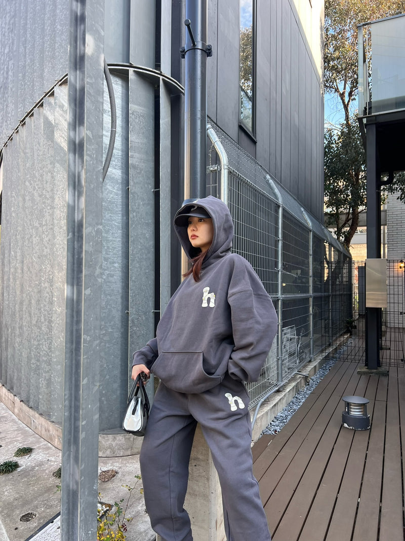 H flower logo hoodie setup – YZ