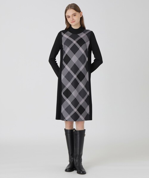 BLUE LABEL CRESTBRIDGE（ブルーレーベルクレストブリッジ