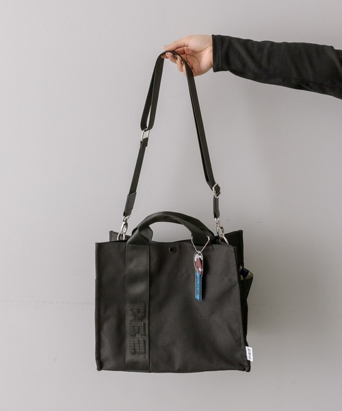 ear PAPILLONNER（イア パピヨネ） トートバッグ 「PEZ×ear」「A4