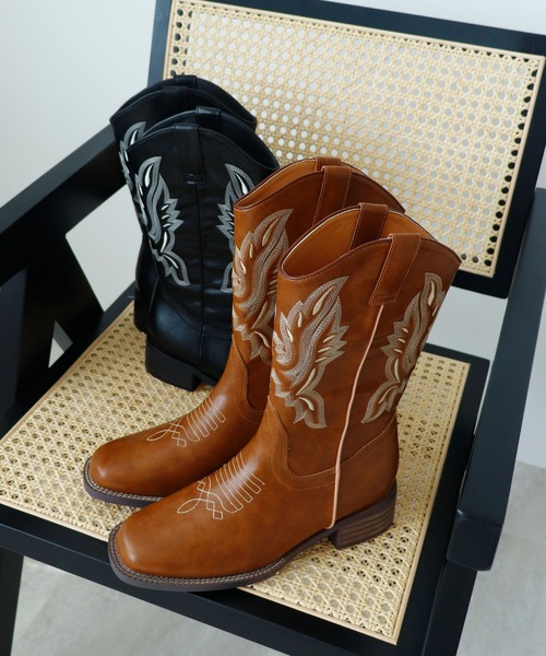 Futier Land（フューティアランド） ブーツ 刺繍太ヒールウエスタン