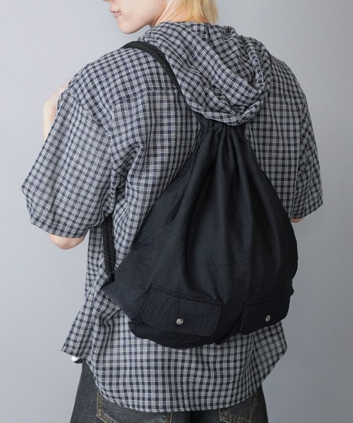 SPINNS（スピンズ） デイバック リュック ナイロンナップサック