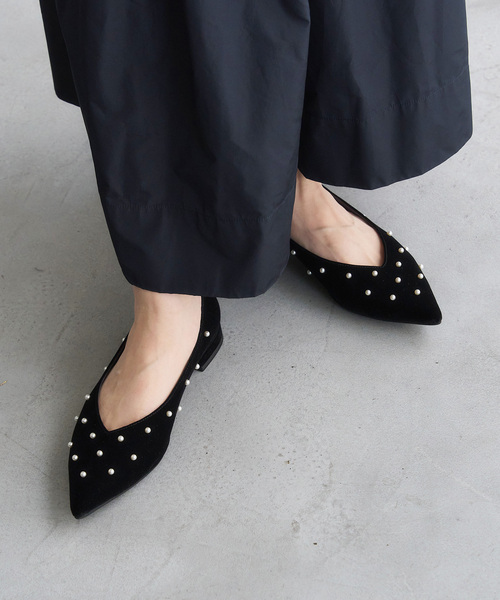 LE TALON（ル タロン） シューズ ポインテッドパールスタッズフラット