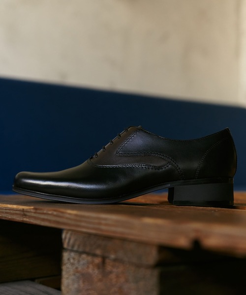 KATHARINE HAMNETT LONDON（キャサリンハムネットロンドン） ビジネス