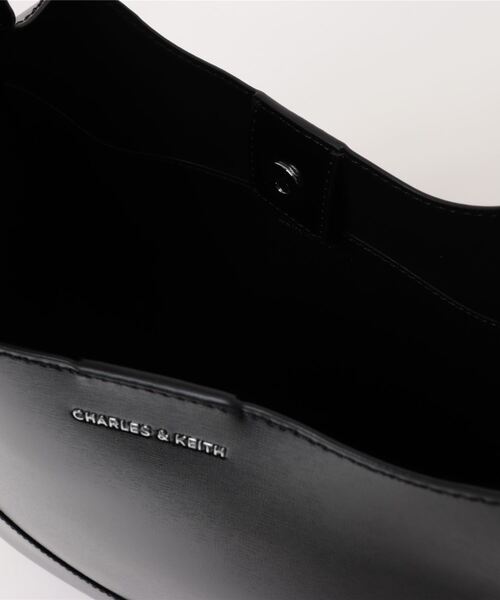 CHARLES ＆ KEITH（チャールズ&キース） ショルダーバッグ バッグ