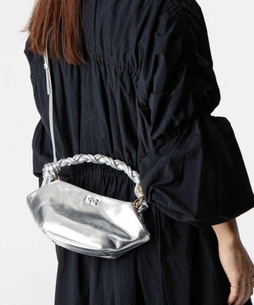 GANNI（ガニー） ハンドバッグ GANNI Bou Bag Mini Metallic ボウ