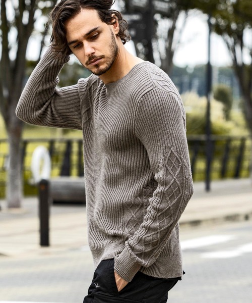 AKM Contemporary（エイケイエムコンテンポラリー） セーター ニット