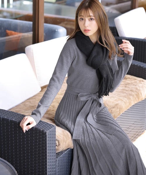 Tiaclasse ワンピース Vネックニットプリーツワンピース : ZOZOTOWN