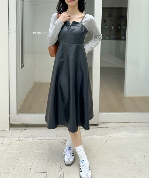 Ada. ワンピース フェイクレザー ビスチェライク デザイン キャミ