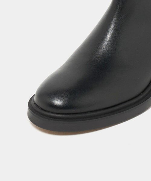 ODETTE E ODILE（オデット エ オディール） ブーツ バックジップ