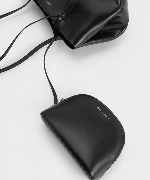 CHARLES ＆ KEITH（チャールズ&キース） トートバッグ Calla カルラ